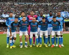 包含球队冲刺冠军，备战迎接亚洲足坛顶尖强队的词条