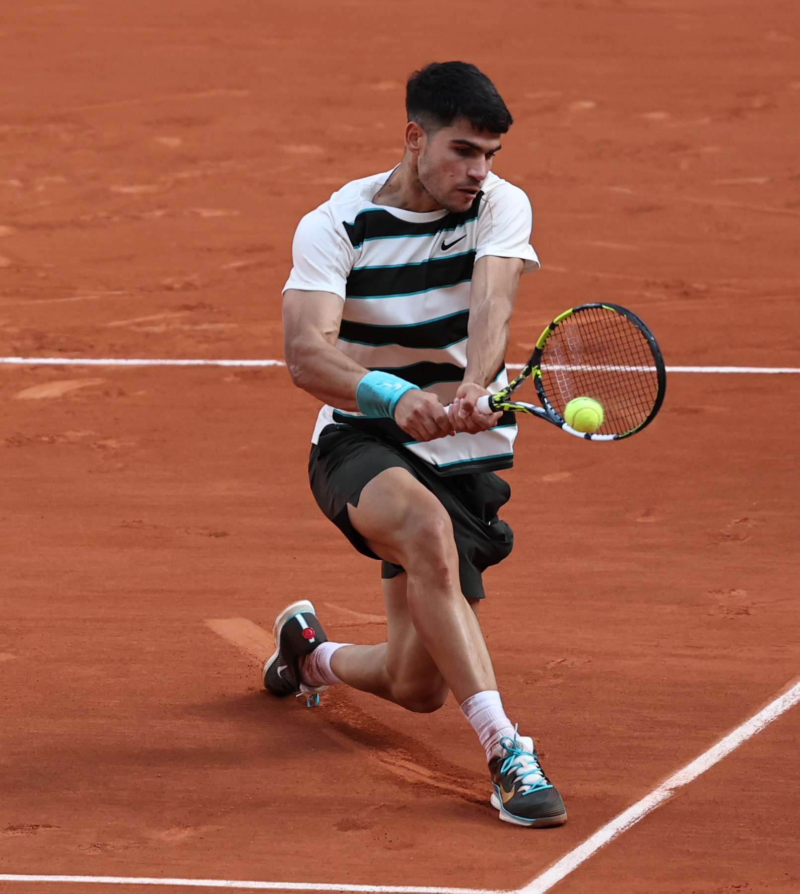 关于年终总决赛绝杀法网，阿尔卡拉斯点燃赛场的信息